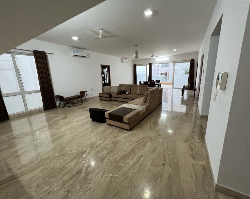 4.5BHK For Sale In Marvel Diva